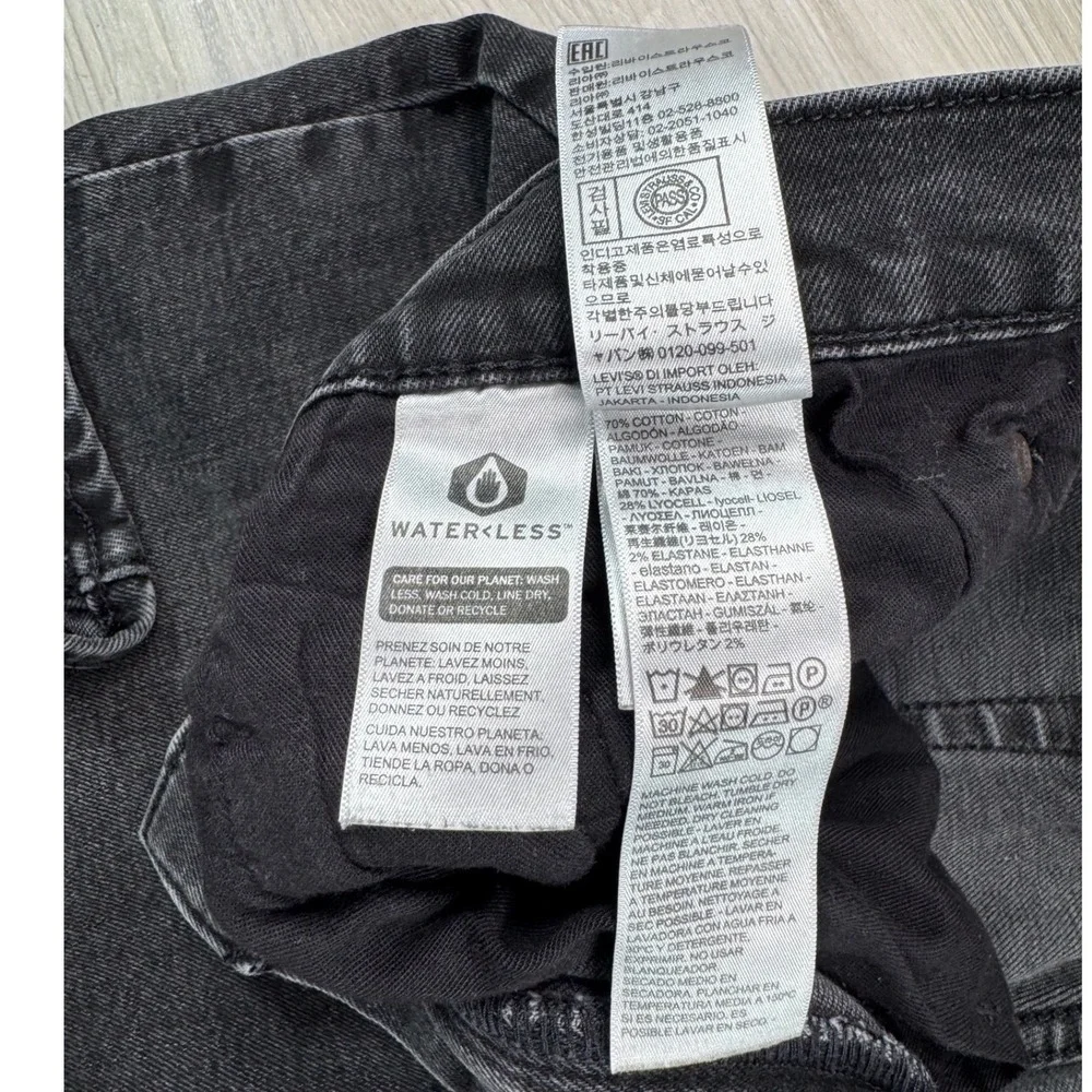 Levis‎ Premium 541 Athletic Taper Jeans Mens 36x34 Washed Black 18181-0636